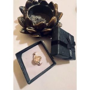 Gorgeous TEARDROP WHITE SAPPHIRE AND OPAL GOLD RING